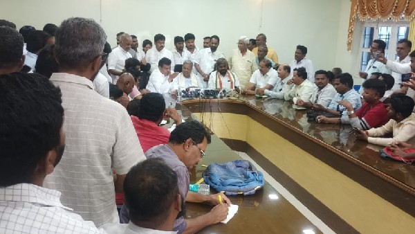 ಬಿಜೆಪಿ ವಿರುದ್ಧ ಸಿದ್ದರಾಮಯ್ಯ ಆಕ್ರೋಶ ಬಿಜೆಪಿ ವಿರುದ್ಧ ಸಿದ್ದರಾಮಯ್ಯ ಆಕ್ರೋಶ