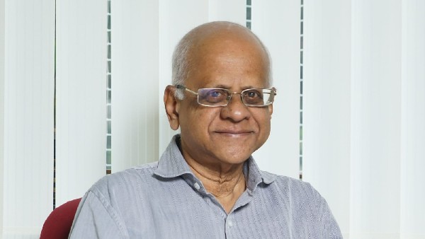 ಡಾ.ಗೌತಮ ದೇಸಿರಾಜು ಅವರಿಗೆ ಅರಿವೇ ಗುರು ಪ್ರಶಸ್ತಿ ಡಾ.ಗೌತಮ ದೇಸಿರಾಜು ಅವರಿಗೆ ಅರಿವೇ ಗುರು ಪ್ರಶಸ್ತಿ