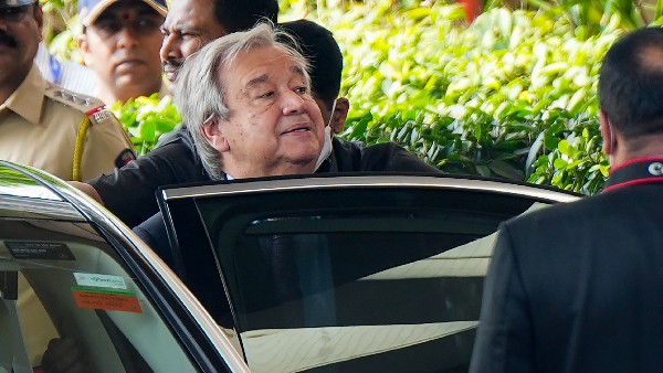  ಮೊದಲ ಸೌರಶಕ್ತಿ ಚಾಲಿತ ಗ್ರಾಮಕ್ಕೆ ಭೇಟಿ 