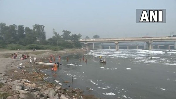 ಅನುಮೋದಿತ ರಾಸಾಯನಿಕಗಳ ಸಿಂಪಡಣೆ ಬಳಿಕ ಯಮುನೆ ಸುಧಾರಣೆ!