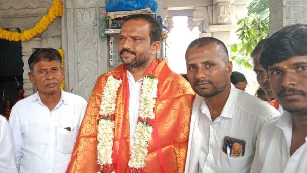 ಟಿಕೆಟ್‌ಗಾಗಿ ಬಸನಗೌಡ ಬಾದರ್ಲಿ ಪ್ರಯತ್ನ