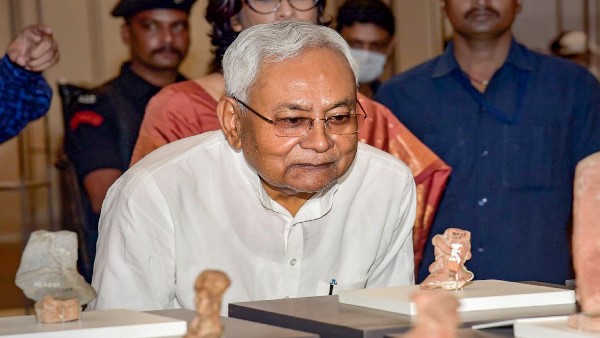 ಜೆಡಿಯು, ಲೋಕ ಜನಶಕ್ತಿಯ ಪರಸ್ಪರ ಕೆಸರೆರಚಾಟ!