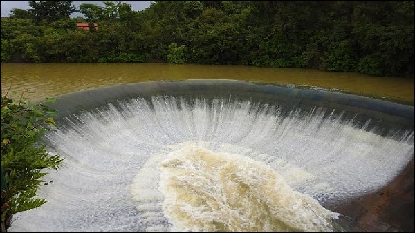  ಮನಮೋಹಕ ಚಿಕ್ಲಿಹೊಳೆ ಜಲಾಶಯ 