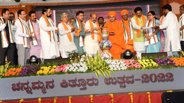 ಬ್ರಿಟೀಷರ ವಿರುದ್ಧ ಸಿಡಿದೆದ್ದ ಮೊದಲ ಮಹಿಳೆ ರಾಣಿ ಚೆನ್ನಮ್ಮ