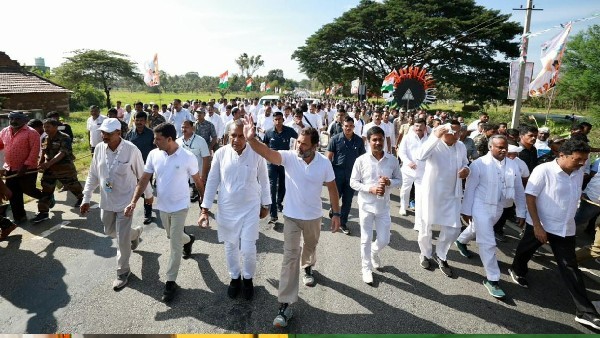 ಅಭಿವೃದ್ಧಿಯ ಹಣವನ್ನು ನುಂಗಿಹಾಕಿದ ಕಾಂಗ್ರೆಸ್ ಶಾಸಕರು 