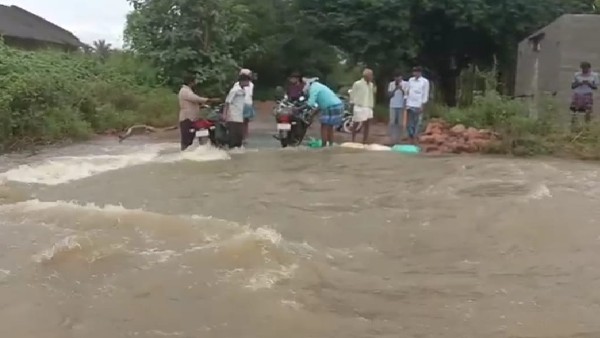  ರಸ್ತೆ ಸಂಚಾರ ಸಂಪೂರ್ಣ ಬಂದ್