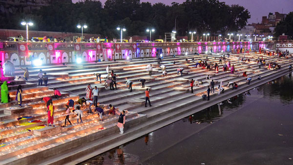 ಯೋಗಿ ಸರ್ಕಾರ ಬೃಹತ್ ‘ದೀಪೋತ್ಸವ’ 