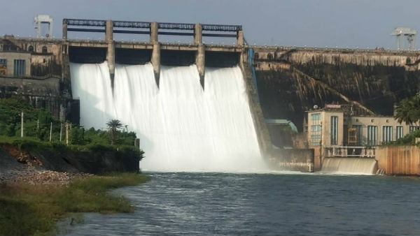 ಜಲಪಾತಗಳಿಗೆ ತಲುಪುವ ಮಾರ್ಗಗಳು ಜಲಪಾತಗಳಿಗೆ ತಲುಪುವ ಮಾರ್ಗಗಳು