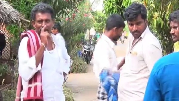 ದೀಪಾವಳಿ ಬಗ್ಗೆ ಗ್ರಾಮಸ್ಥರ ಪ್ರತಿಕ್ರಿಯೆ ದೀಪಾವಳಿ ಬಗ್ಗೆ ಗ್ರಾಮಸ್ಥರ ಪ್ರತಿಕ್ರಿಯೆ