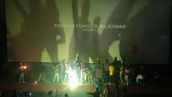 ಕುಣಿದು ಕುಪ್ಪಳಿಸಿದ ಅಪ್ಪು ಅಭಿಮಾನಿಗಳು