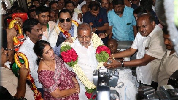 ಜೆಡಿಎಸ್‌ ಬಿಟ್ಟು ಹೋಗಲ್ಲ ಎಂದು ಕಣ್ಣೀರಿಟ್ಟ ಜಿಟಿಡಿ