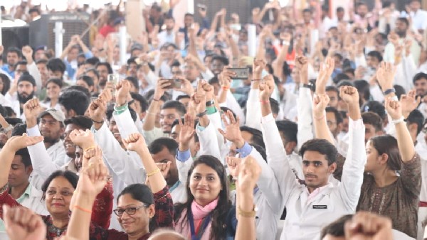 ಎಂಜಿನಿಯರಿಂಗ್ ಕಾಲೇಜುಗಳಲ್ಲಿಯೂ ಹಿಂದಿ ಶಿಕ್ಷಣ; ಚೌಹಾಣ್ ಎಂಜಿನಿಯರಿಂಗ್ ಕಾಲೇಜುಗಳಲ್ಲಿಯೂ ಹಿಂದಿ ಶಿಕ್ಷಣ; ಚೌಹಾಣ್