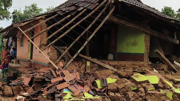 Rain And Flood Karnataka Govt Directions To DCs 