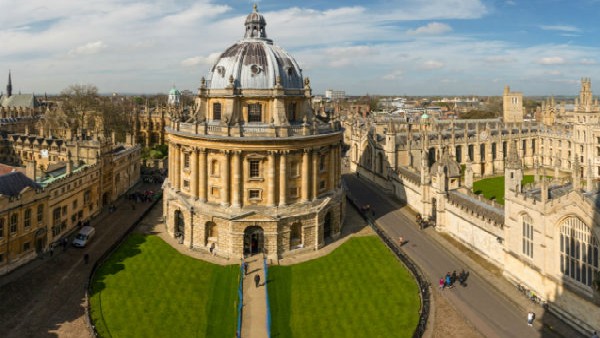 ಅಗ್ರಸ್ಥಾನವನ್ನು ಉಳಿಸಿಕೊಂಡ ಆಕ್ಸ್‌ಫರ್ಡ್ ವಿಶ್ವವಿದ್ಯಾನಿಲಯ 