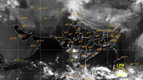 Cyclone intensity increases at Bay of Bengal Yellow Alert for 11 districts of Karnataka