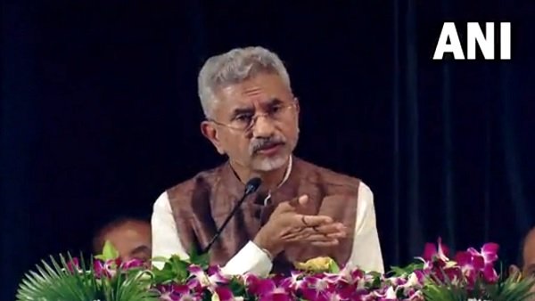 India expert in IT Pakistan expert in terrorism says Jaishankar 