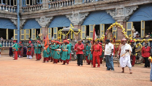 ದಸರಾಗೆ ನಾಲ್ಕು ಶತಮಾನದ ಇತಿಹಾಸ ದಸರಾಗೆ ನಾಲ್ಕು ಶತಮಾನದ ಇತಿಹಾಸ