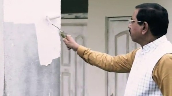 'ಬಣ್ಣ ನಮ್ಮದು ಸೇವೆ ನಿಮ್ಮದು' : ಜೋಶಿ ಕರೆ 'ಬಣ್ಣ ನಮ್ಮದು ಸೇವೆ ನಿಮ್ಮದು' : ಜೋಶಿ ಕರೆ