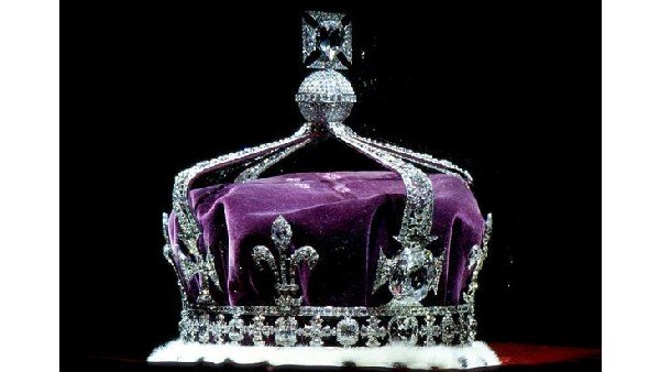 ಮೊಘಲ್ ನವಿಲು ಸಿಂಹಾಸನದಲ್ಲಿ ಅಲಂಕೃತಗೊಂಡಿತ್ತು ಮೊಘಲ್ ನವಿಲು ಸಿಂಹಾಸನದಲ್ಲಿ ಅಲಂಕೃತಗೊಂಡಿತ್ತು