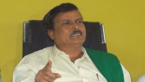 Farmers have the power to defeat a party says Kuruburu Shanthakumar 