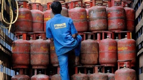 ರೈಲ್ವೆ ಉದ್ಯೋಗಿಗಳಿಗೆ 1,832 ಕೋಟಿ ರೂ. ಬೋನಸ್ 