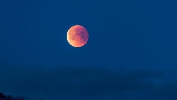 Total Lunar Eclipse November 2022: Know date, timings, Visibility, where and how to watch Chandra Grahan 