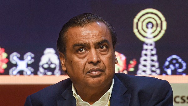 ಅಪಘಾತದಲ್ಲಿ ಮೃತಪಟ್ಟ ಸೈರಸ್ ಮಿಸ್ತ್ರಿ ಕೂಡ ಪಟ್ಟಿಯಲ್ಲಿದ್ದಾರೆ 