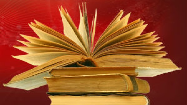 ಉಚಿತವಾಗಿ 500 ಪುಸ್ತಕಗಳ ವಿತರಣೆ 