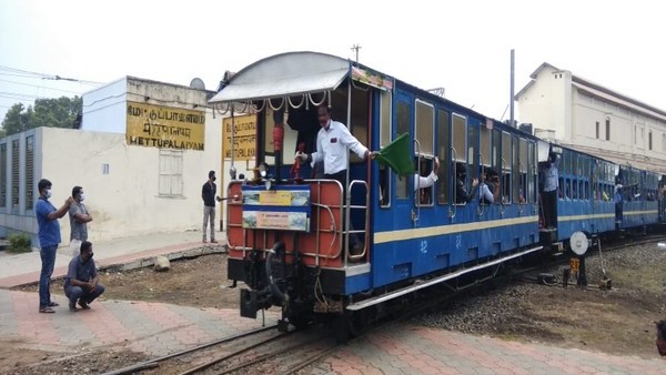  ಮೆಟ್ಟುಪಾಳ್ಯಂನಿಂದ ಬೆಳಗ್ಗೆ 7.10ಕ್ಕೆ ಹೊರಡುತ್ತದೆ 