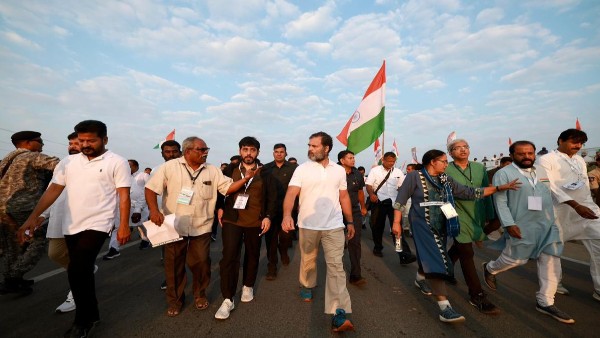 Bharat Jodo Yatra begins in Telangana 