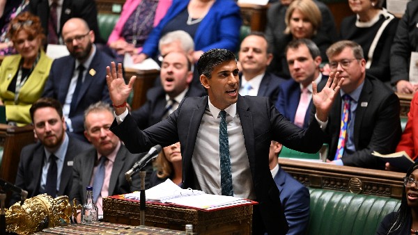 ಹದಗೆಡುತ್ತಿರುವ ಆರ್ಥಿಕತೆಯನ್ನು ನಿಭಾಯಿಸುವಿಕೆ ಹದಗೆಡುತ್ತಿರುವ ಆರ್ಥಿಕತೆಯನ್ನು ನಿಭಾಯಿಸುವಿಕೆ