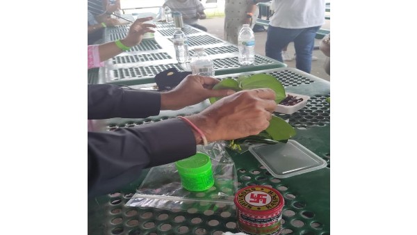 ಬಾಯಿ ಚಪ್ಪರಿಸಿದ ವಿದೇಶಿ ಕನ್ನಡಿಗರು