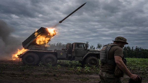 ನಿರ್ದಯಿ ಎನಿಸಿಕೊಂಡಿರುವ ಸುರೋವಿಕಿನ್ 