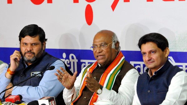 ಮಲ್ಲಿಕಾರ್ಜುನ್ ಖರ್ಗೆಯಿಂದ ಸಾಮೂಹಿಕ ನಾಯಕತ್ವ ಜಪ 