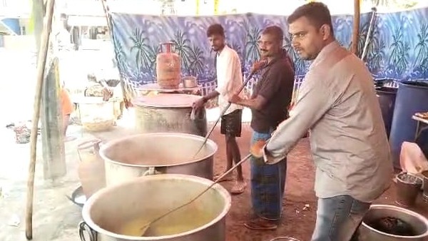 Appu death anniversary; Non veg meals served by fans in Shivamogga 