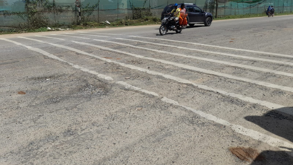 Pothole Problems In BH road Shivamogga City