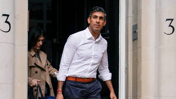 ಭಾನುವಾರ ಸುನಕ್ಗೆ ಬೆಂಬಲ ಭಾನುವಾರ ಸುನಕ್ಗೆ ಬೆಂಬಲ