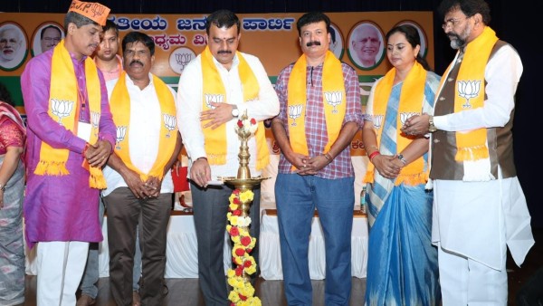 ಒಳ್ಳೆಯ ವಿಚಾರ ತಿಳಿಸಿ ಜನಜಾಗೃತಿ ಮೂಡಿಸಿ 