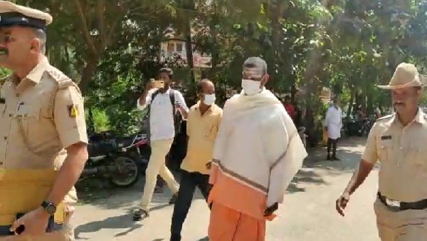 Bande Mutt Seer suicide case: Magadi court Handover 3 accused to police custody till November 4