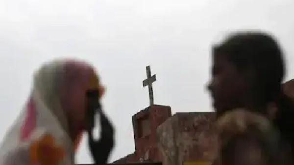 ದೂರು ದಾಖಲಿಸಿದ ಗ್ರಾಮಸ್ಥರು