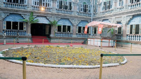 ಅಹಂಕಾರಿ ಕುಸ್ತಿಪಟುವನ್ನು ಸೋಲಿಸಿದರು 