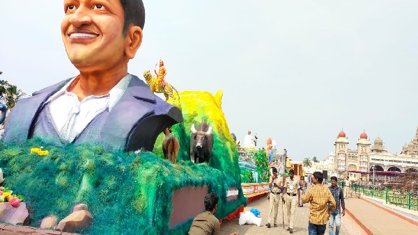  ಜಂಬೂ ಸವಾರಿ ವೀಕ್ಷಣೆಗೆ ನೆರೆದಿದ್ದ ಜನಸಾಗರ 