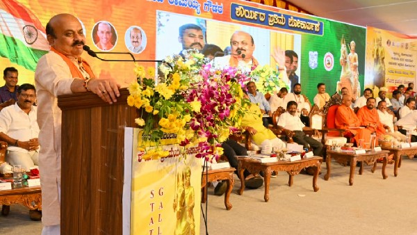 ರೈಲ್ವೆ ನಿಲ್ದಾಣಕ್ಕೆ ನಾರಾಯಣ ಗುರುಗಳ ಹೆಸರಿಡಬೇಕು 