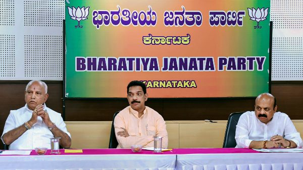 ಹೆಚ್ಚಾಗುತ್ತಿದೆ ನಾಯಕರ ಪೈಪೋಟಿ