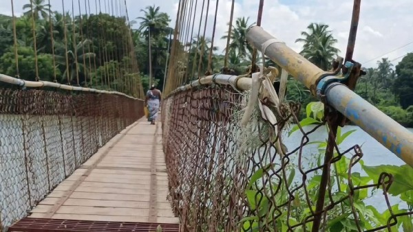 ಸೇತುವೆ ಬಳಕೆ ಪ್ರಾಣಹಾನಿಗೂ ಕಾರಣವಾಗುವ ಆತಂಕ