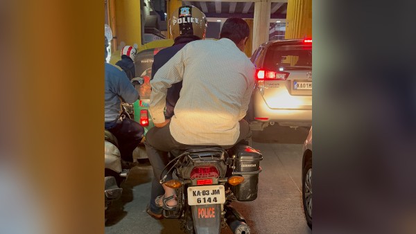 Traffic rules violation by Police in Bengaluru urge for taken action Traffic rules violation by Police in Bengaluru urge for taken action