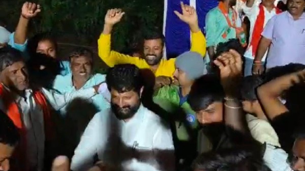 MLA CT Ravi dance at yuvasanje program of Lakkammanahalli MLA CT Ravi dance at yuvasanje program of Lakkammanahalli