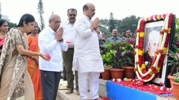 CM Bommai Hits back at congress on Government school painting matter