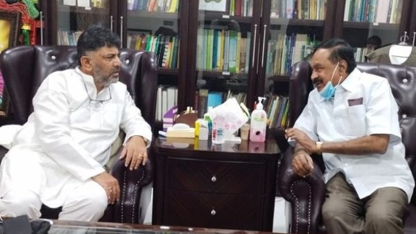  ಹಾಲಿ ಶಾಸಕ ಶ್ರೀನಿವಾಸ್‌ ಗೌಡರು ಸಿದ್ದರಾಮಯ್ಯನವರಿಗೆ ಮುಳುವು