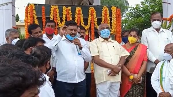 ಹುಣಸೂರು, ಎಚ್‌ಡಿ ಕೋಟೆಯಿಂದ ತಲಾ ಒಬ್ಬರು 